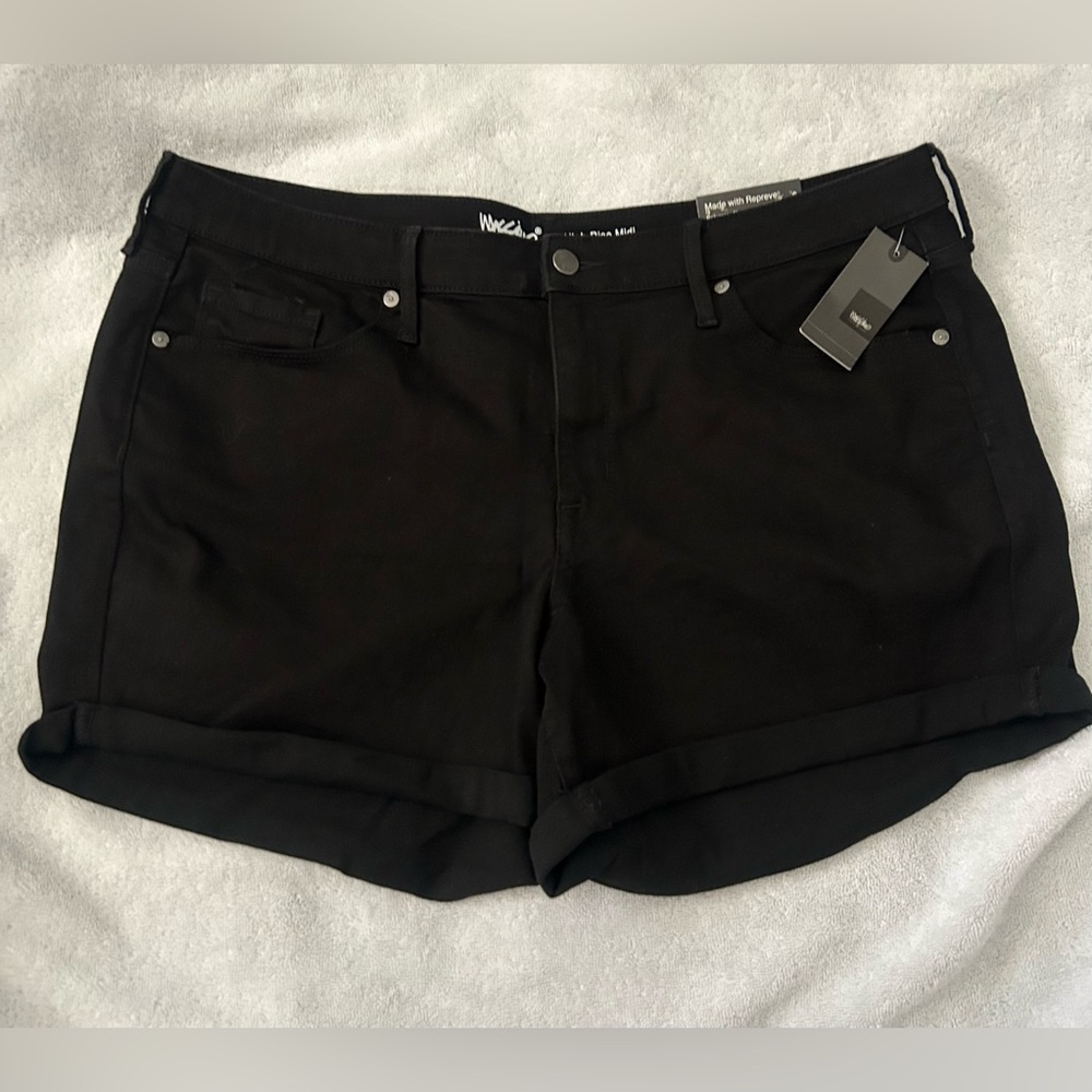 Mossimo Supply Co. Black Roll-Hem Women's Jean Shorts